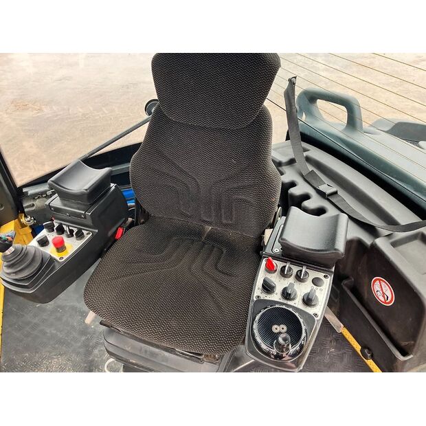 BOMAG BW 174 AP-4-48914189