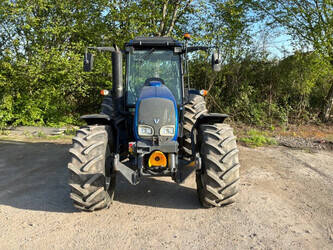 2013-valtra-a93-48914367