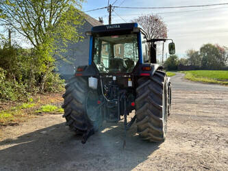 2013-valtra-a93-48914371