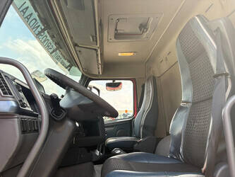 2011-volvo-fh-1481930-48915014