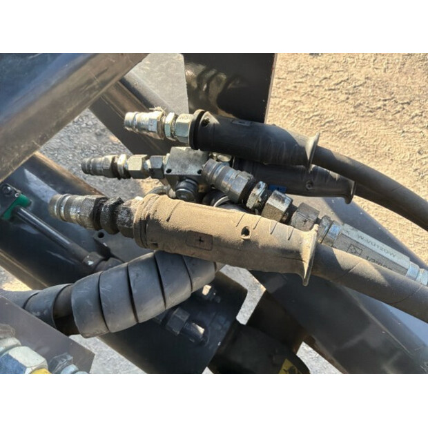 2022 TLS PH12-48915041
