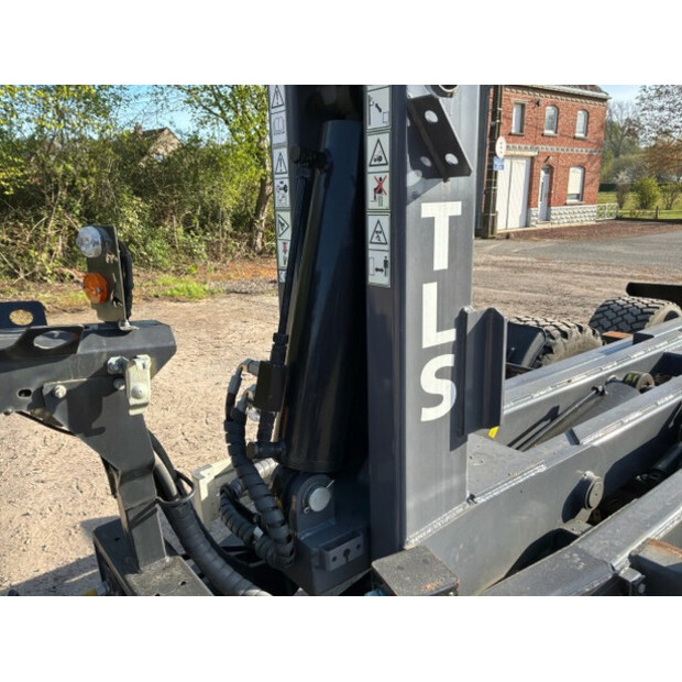 2022 TLS PH12-48915043