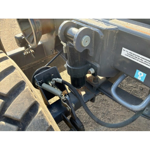 2022 TLS PH12-48915053