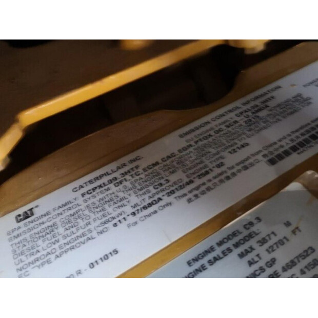 2015 Caterpillar D6T LGP-48915546