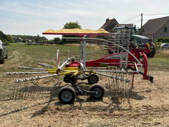 2014-pottinger-top422-48915627