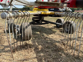 2014-pottinger-top422-48915633