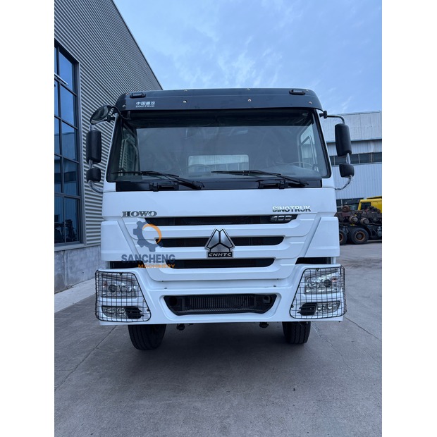 2023 Sinotruk 400-48918226