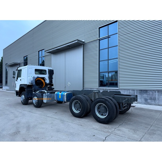 2023 Sinotruk 400-48918229