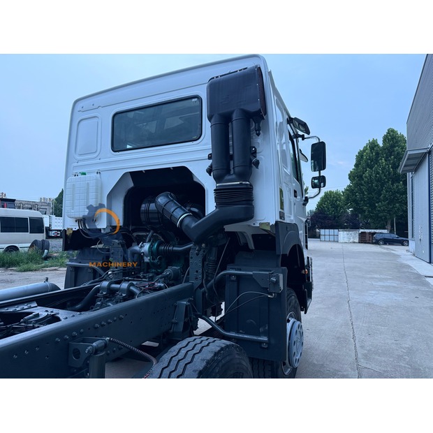 2023 Sinotruk 400-48918231