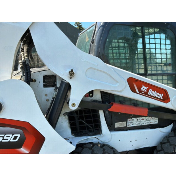 2015 BOBCAT S590-48918270