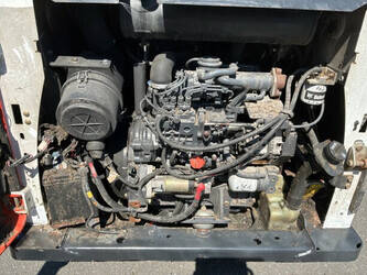 2015-bobcat-s590-1482027-48918285
