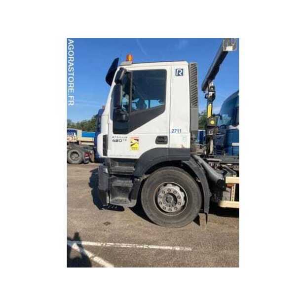 2015 ايفكو 260S42-48918705