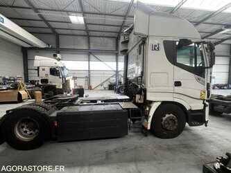 2017-iveco-440s40-48918807