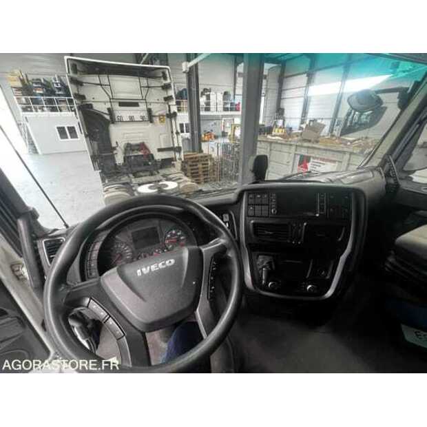 2017 Iveco 440S40-48918810