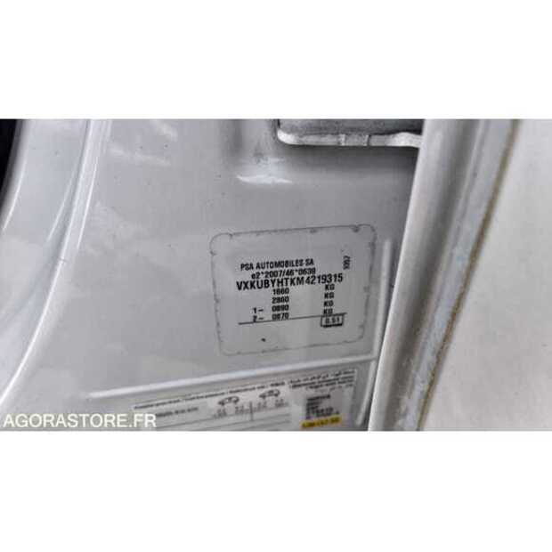 2021 Opel CORSA-48918894