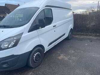 ford-custom-1482078-48918941