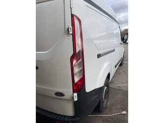 ford-custom-1482078-48918954