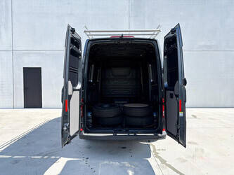 2024-volkswagen-crafter-1482117-48919837