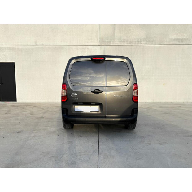 2024 Toyota PROACE-48919902