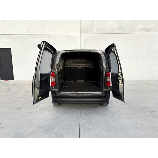 2024 Toyota PROACE-48919907