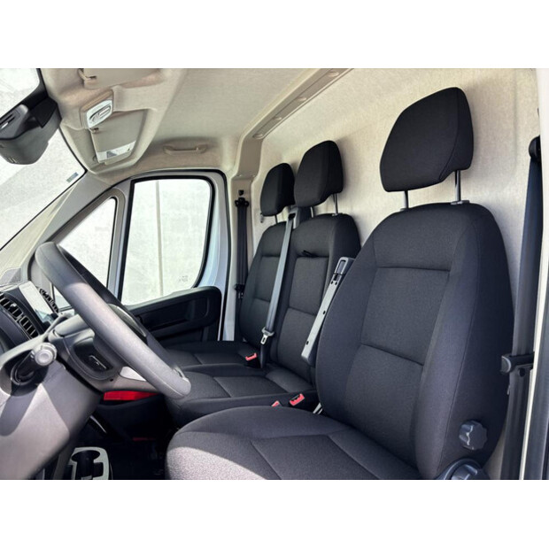 2026 Peugeot Boxer L2H2-48920013