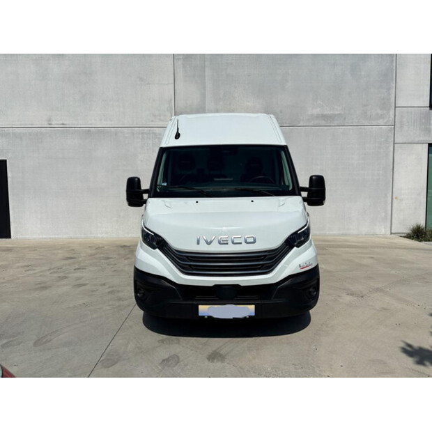 2025 Iveco Daily 35S18HA8-48920041