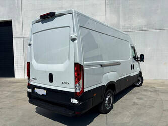 2025-iveco-daily-35s18ha8-1482128-48920043