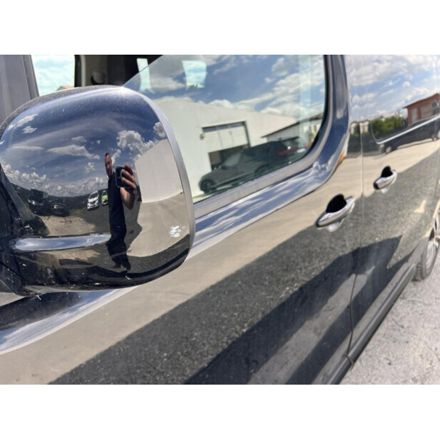 2022 Peugeot Expert-48920079