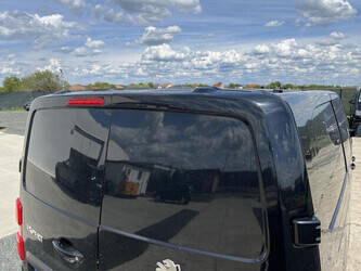 2022-peugeot-expert-1482130-48920081