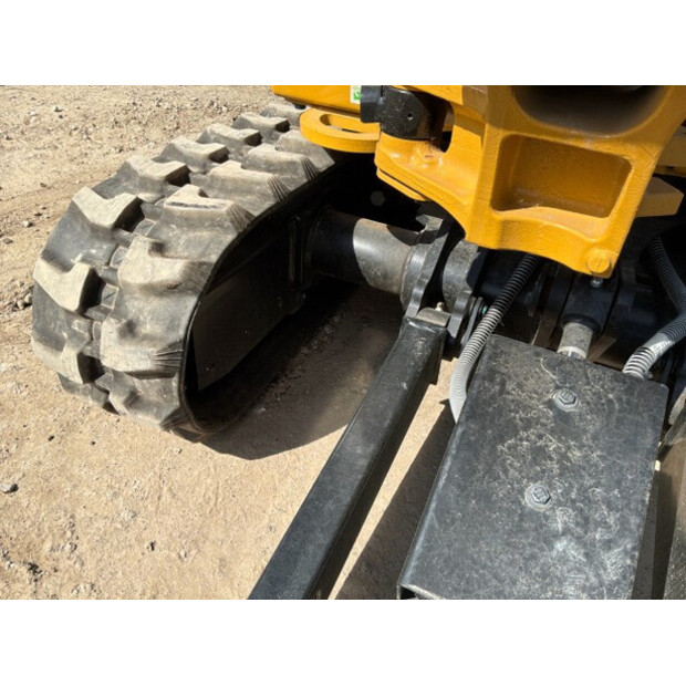 2019 Caterpillar 301.5-48920393