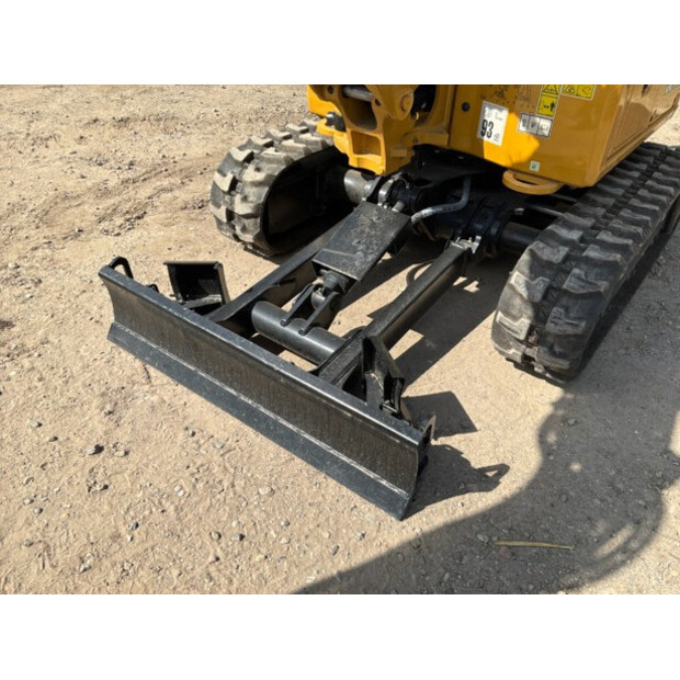 2019 Caterpillar 301.5-48920394