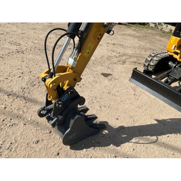 2019 Caterpillar 301.5-48920397