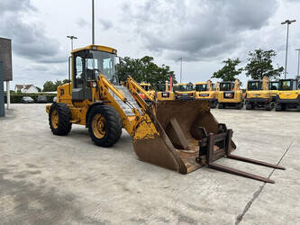 1996-jcb-411-1482146-48920407