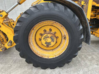 1996-jcb-411-1482146-48920412
