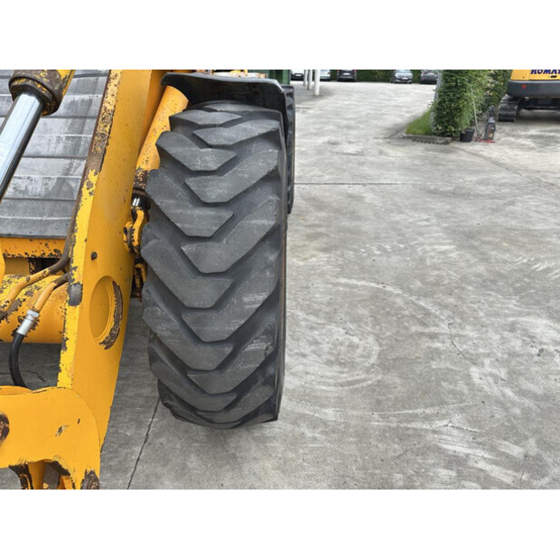1996 JCB 411-48920413