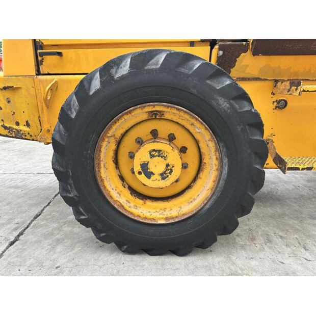 1996 JCB 411-48920416