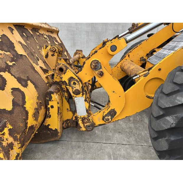 1996 JCB 411-48920420