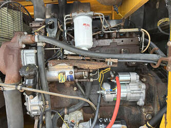 1996-jcb-411-1482146-48920422