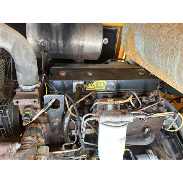 1996 JCB 411-48920423