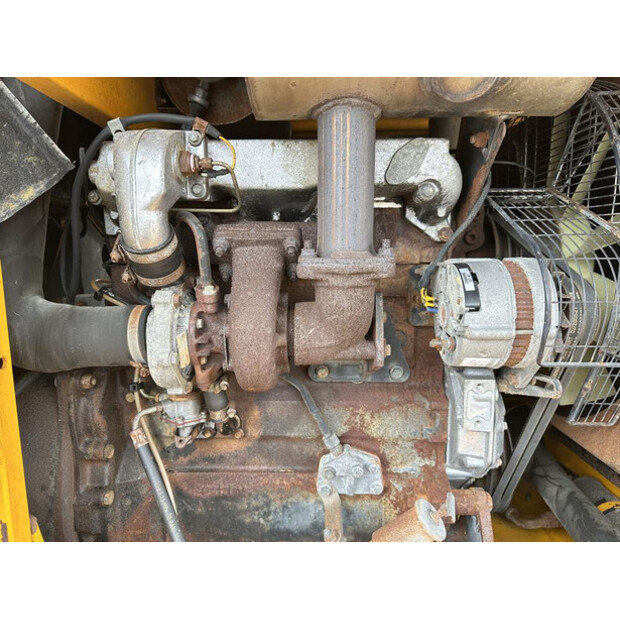 1996 JCB 411-48920455