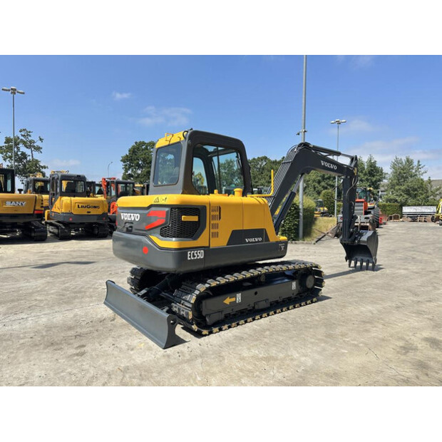 2018 فولفو EC55D-48920462