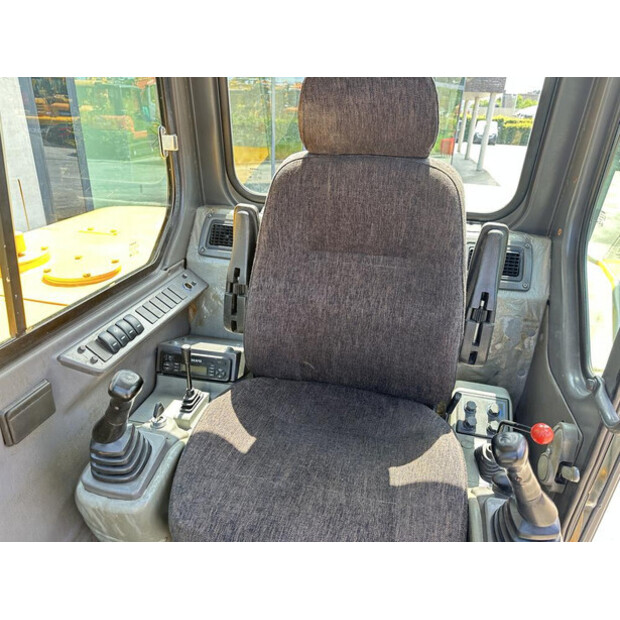 2018 فولفو EC55D-48920480
