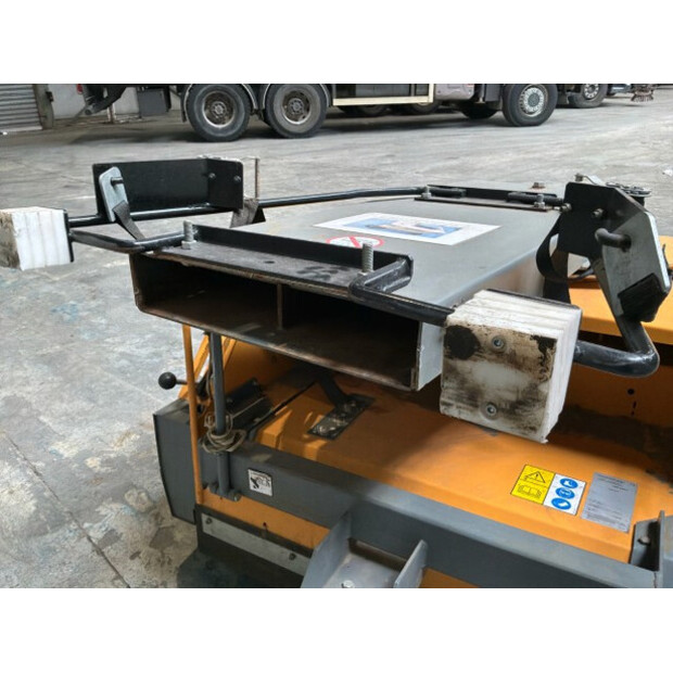 2019 SMART Sweep 140TA2232-48920970
