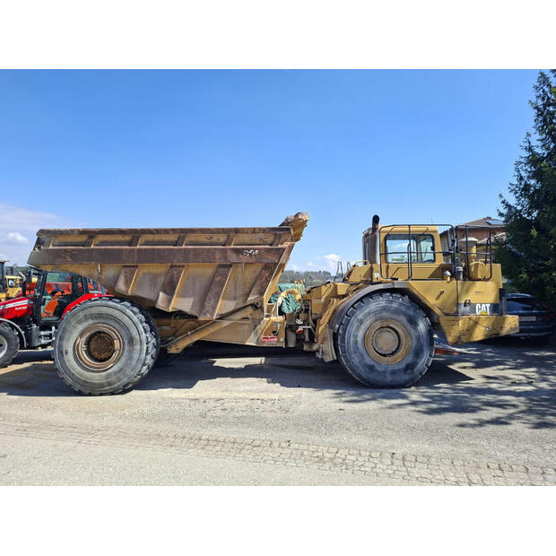 1999 Caterpillar D25D-48920988