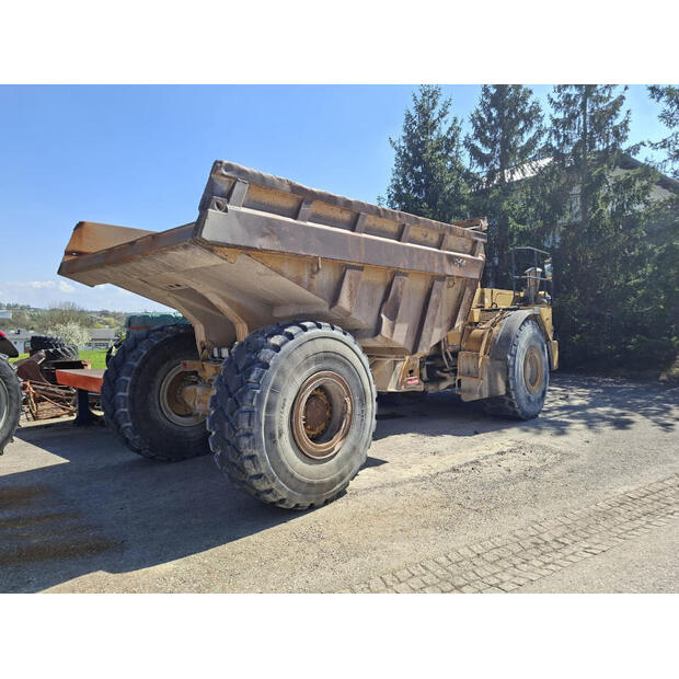 1999 Caterpillar D25D-48920989