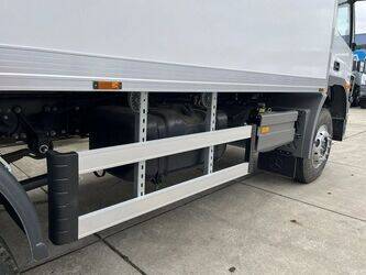 2024-mercedes-benz-atego-1725-1482203-48924290