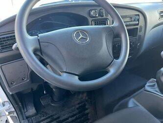 2025-mercedes-benz-accelo-915-1482211-48924454