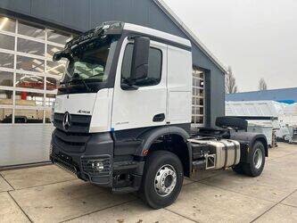 صورة ل شاحنات 2025 مرسيدس بنز Actros 2045 S