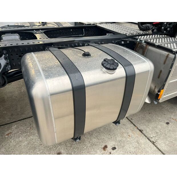 2025 مرسيدس بنز Actros 2045 S-48924778