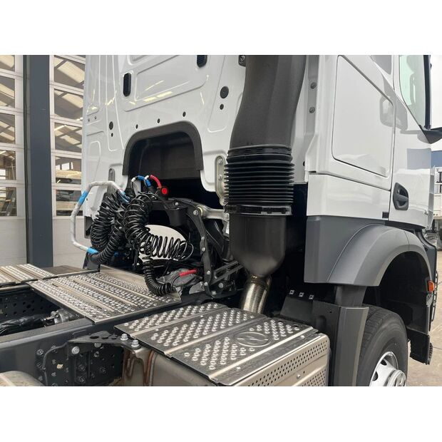 2025 مرسيدس بنز Actros 2045 S-48924779